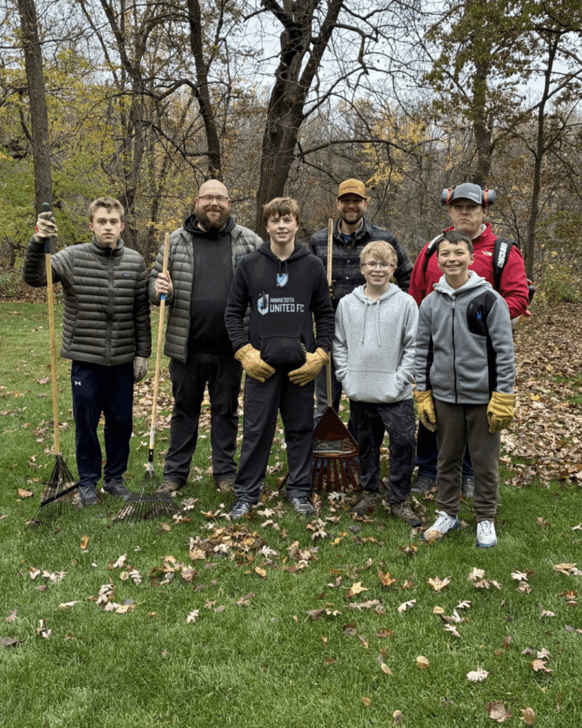 Fall Raking Volunteer Three Cheers for Fall Raking Volunteers! - Senior Community Services